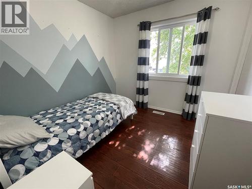 31 O'Connor Crescent, Kindersley, SK - Indoor Photo Showing Bedroom
