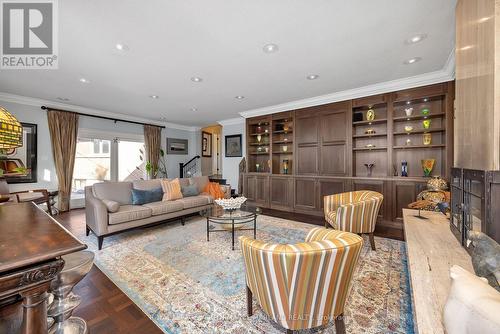 1954 Lenester Avenue, Ottawa, ON - Indoor Photo Showing Living Room