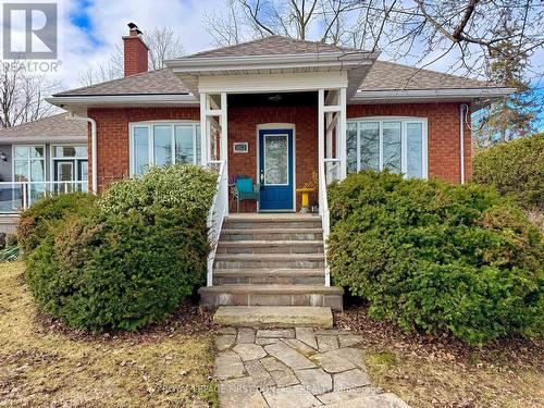 162 Kempenfelt Drive, Barrie, ON - Outdoor