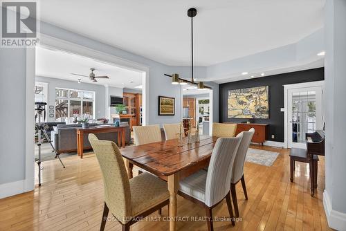 162 Kempenfelt Drive, Barrie, ON - Indoor Photo Showing Dining Room