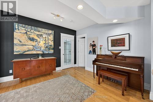 162 Kempenfelt Drive, Barrie, ON - Indoor Photo Showing Other Room