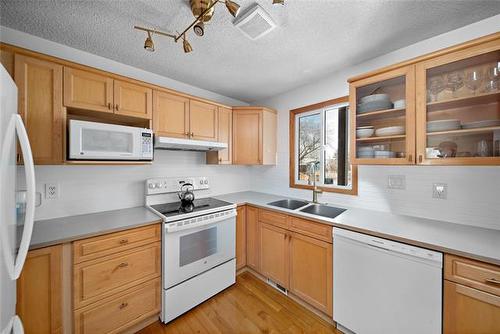 130 Lake Village Rd, Winnipeg, MB 