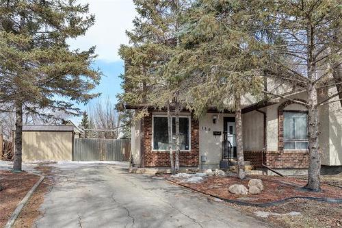 130 Lake Village Rd, Winnipeg, MB 