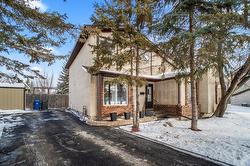 130 Lake Village RD  Winnipeg, MB R3T 4M8
