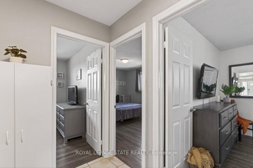 39 Trenholme Crescent, Hamilton, ON - Indoor Photo Showing Other Room