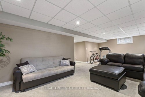 39 Trenholme Crescent, Hamilton, ON - Indoor Photo Showing Basement