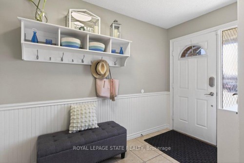 39 Trenholme Crescent, Hamilton, ON - Indoor Photo Showing Other Room