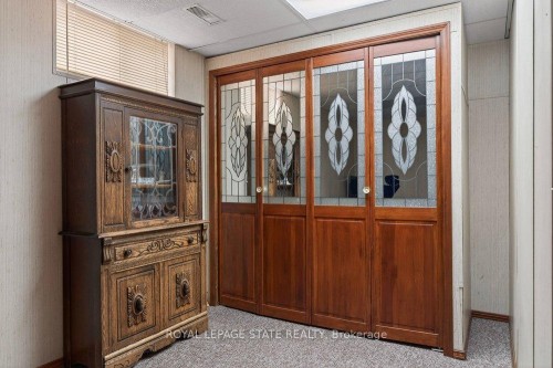 39 Trenholme Crescent, Hamilton, ON - Indoor Photo Showing Other Room