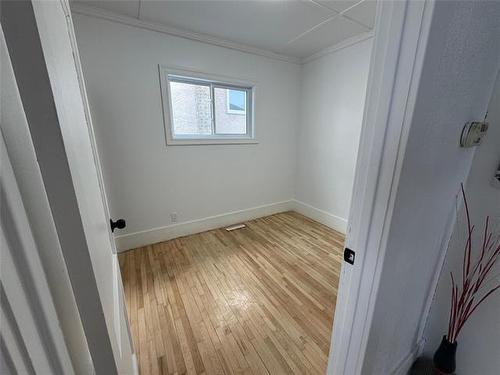 294 St Anthony Ave, Winnipeg, MB 