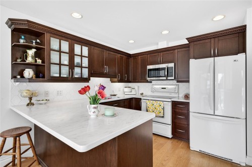 20-258 Lower Ganges Rd, Salt Spring, BC 