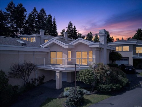 20-258 Lower Ganges Rd, Salt Spring, BC 