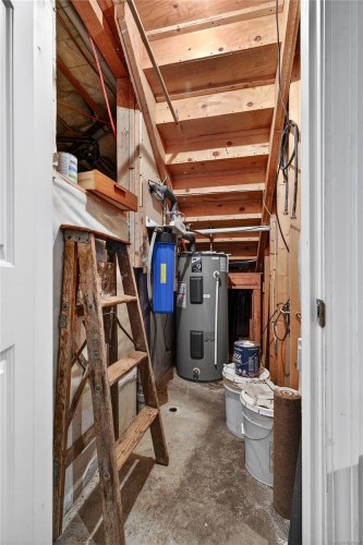 20-258 Lower Ganges Rd, Salt Spring, BC 