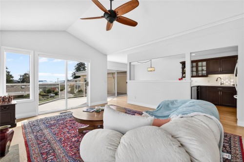 20-258 Lower Ganges Rd, Salt Spring, BC 