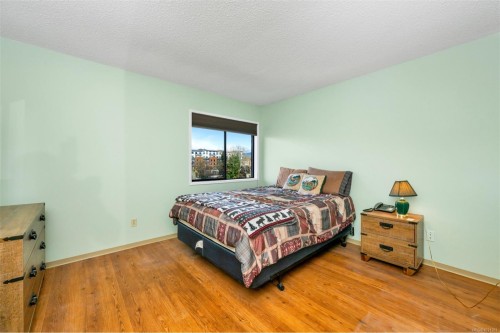 404-435 Festubert St, Duncan, BC - Indoor Photo Showing Bedroom