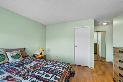 404-435 Festubert St, Duncan, BC - Indoor Photo Showing Bedroom