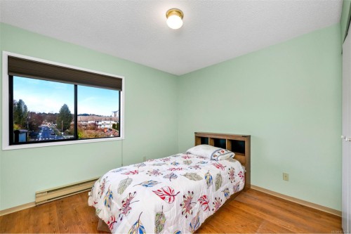 404-435 Festubert St, Duncan, BC - Indoor Photo Showing Bedroom
