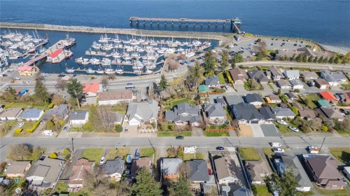 658 Thulin St, Campbell River, BC 