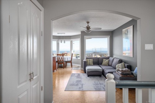 6160 Dover Rd, Nanaimo, BC 