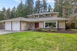 1170 Clubhouse Dr Qualicum Beach, BC V9K 1C4