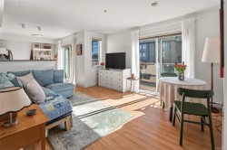 303-356 Gorge Rd EASTVictoria, BC V8T 2W2