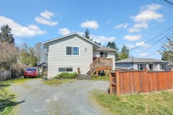 680 Chelsea St Nanaimo, BC V9S 1Y1