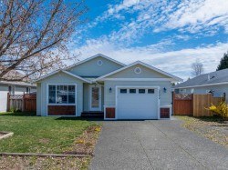 3292 Eighth St Cumberland, BC V0R 1S0