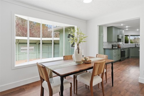 792 Bennett Rd, Qualicum Beach, BC 