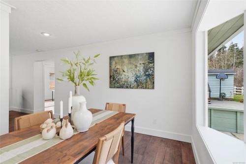 792 Bennett Rd, Qualicum Beach, BC 