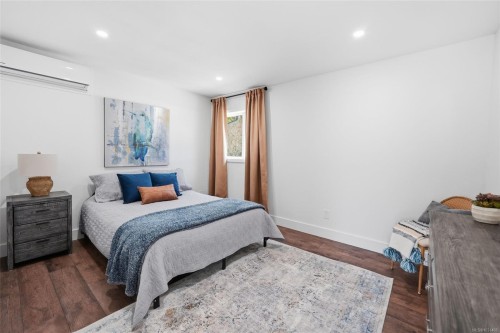 792 Bennett Rd, Qualicum Beach, BC 