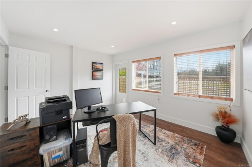 792 Bennett Rd, Qualicum Beach, BC 