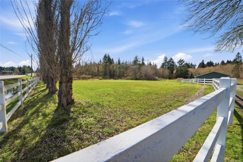 792 Bennett Rd, Qualicum Beach, BC 