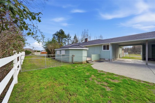792 Bennett Rd, Qualicum Beach, BC 