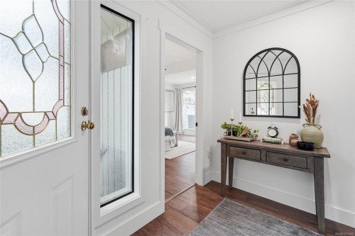 792 Bennett Rd, Qualicum Beach, BC 