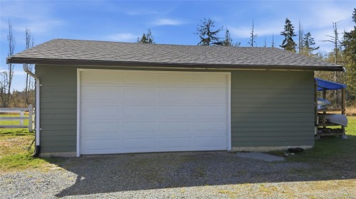 792 Bennett Rd, Qualicum Beach, BC 