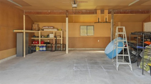 792 Bennett Rd, Qualicum Beach, BC 