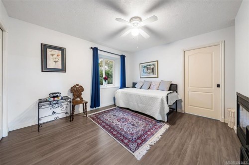 6092 Chippewa Rd, Duncan, BC 