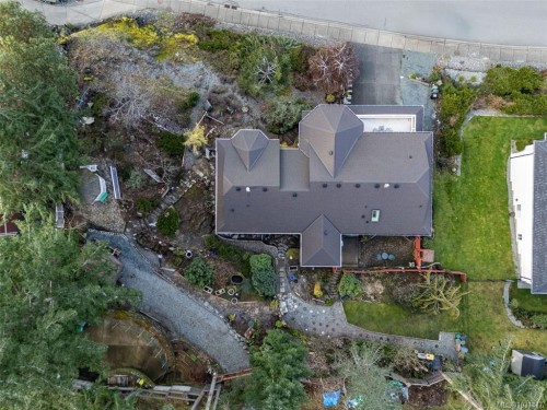 6092 Chippewa Rd, Duncan, BC 