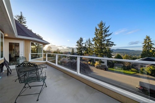 6092 Chippewa Rd, Duncan, BC 