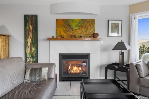 6092 Chippewa Rd, Duncan, BC 