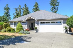 1790 Yew Crt Comox, BC V9M 2L6