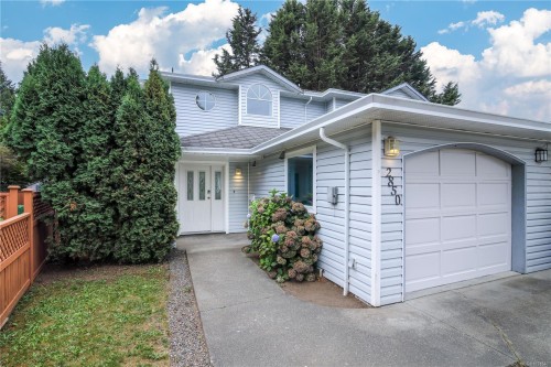 2850 Santana Dr  Langford, BC V9B 5B2