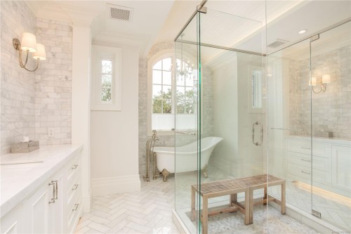 3085 Southdowne Rd, Oak Bay, BC 