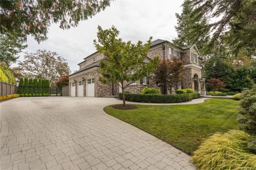 3085 Southdowne Rd, Oak Bay, BC 