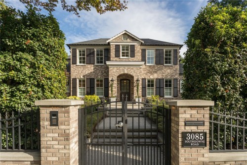 3085 Southdowne Rd, Oak Bay, BC 