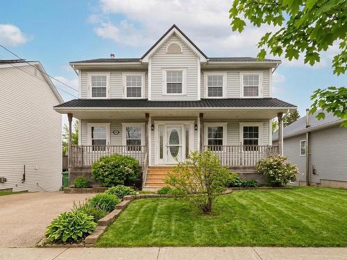 90 Fieldstone Street  Halifax, NS B3R 2N6