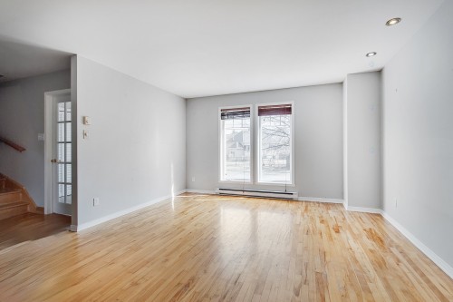 Salon - 19 Rue Roméo-Pilon, Blainville, QC - Indoor Photo Showing Other Room