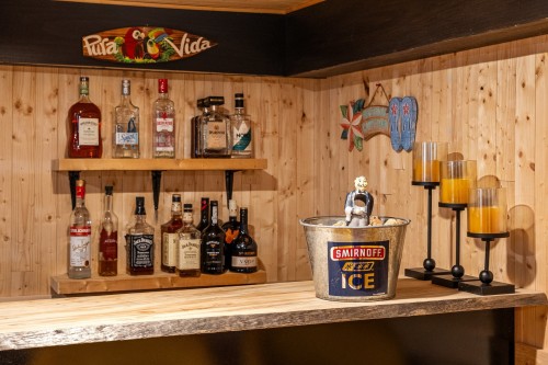 Bar - 24 106E Rue, Magog, QC - Indoor Photo Showing Other Room