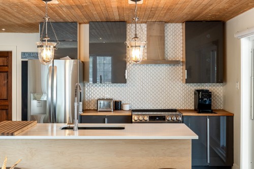 Cuisine - 24 106E Rue, Magog, QC - Indoor Photo Showing Kitchen With Double Sink
