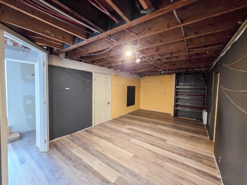 Salle familiale - 669 Route Du Nord, Brownsburg-Chatham, QC - Indoor Photo Showing Basement