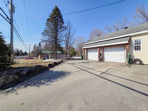Garage - 669 Route Du Nord, Brownsburg-Chatham, QC - Outdoor